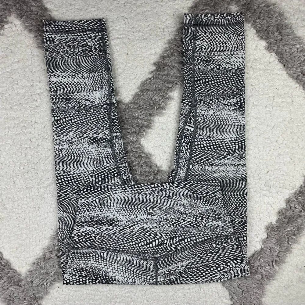 Lululemon Align Crop   - Picture 4 of 7